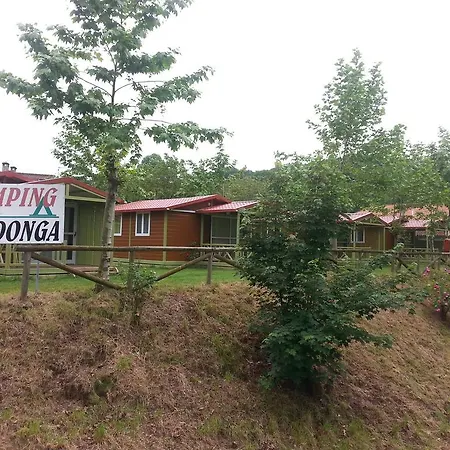 营地 科瓦东加营地旅馆 *